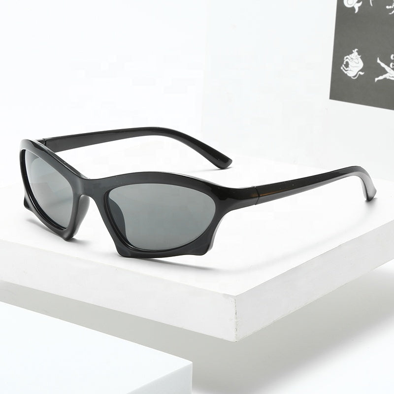 Lunettes de soleil gorpcore