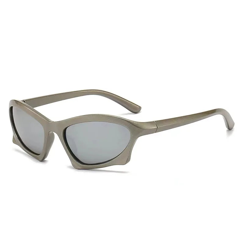 Lunettes de soleil gorpcore